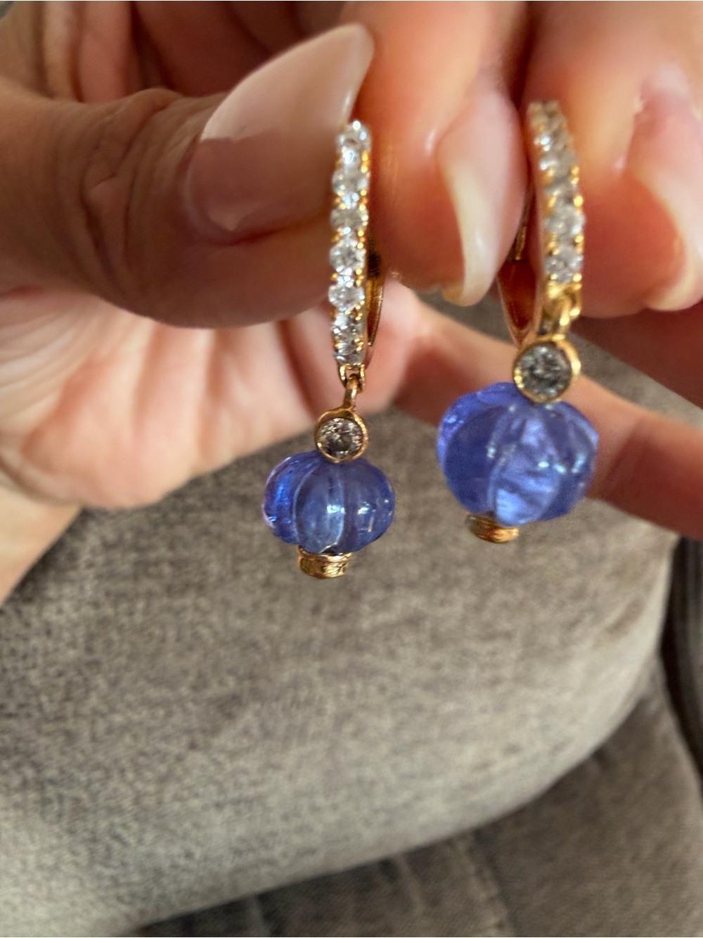 NEW 14K Yellow Gold Natural Tanzanite 7.69ct & Diamond .67ct Dangle Earrings